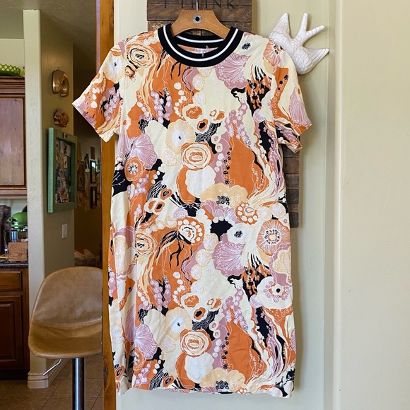 RVCA NWOT Tomboy Retro Printed Ringer Neck Dress - Picture 8 of 16